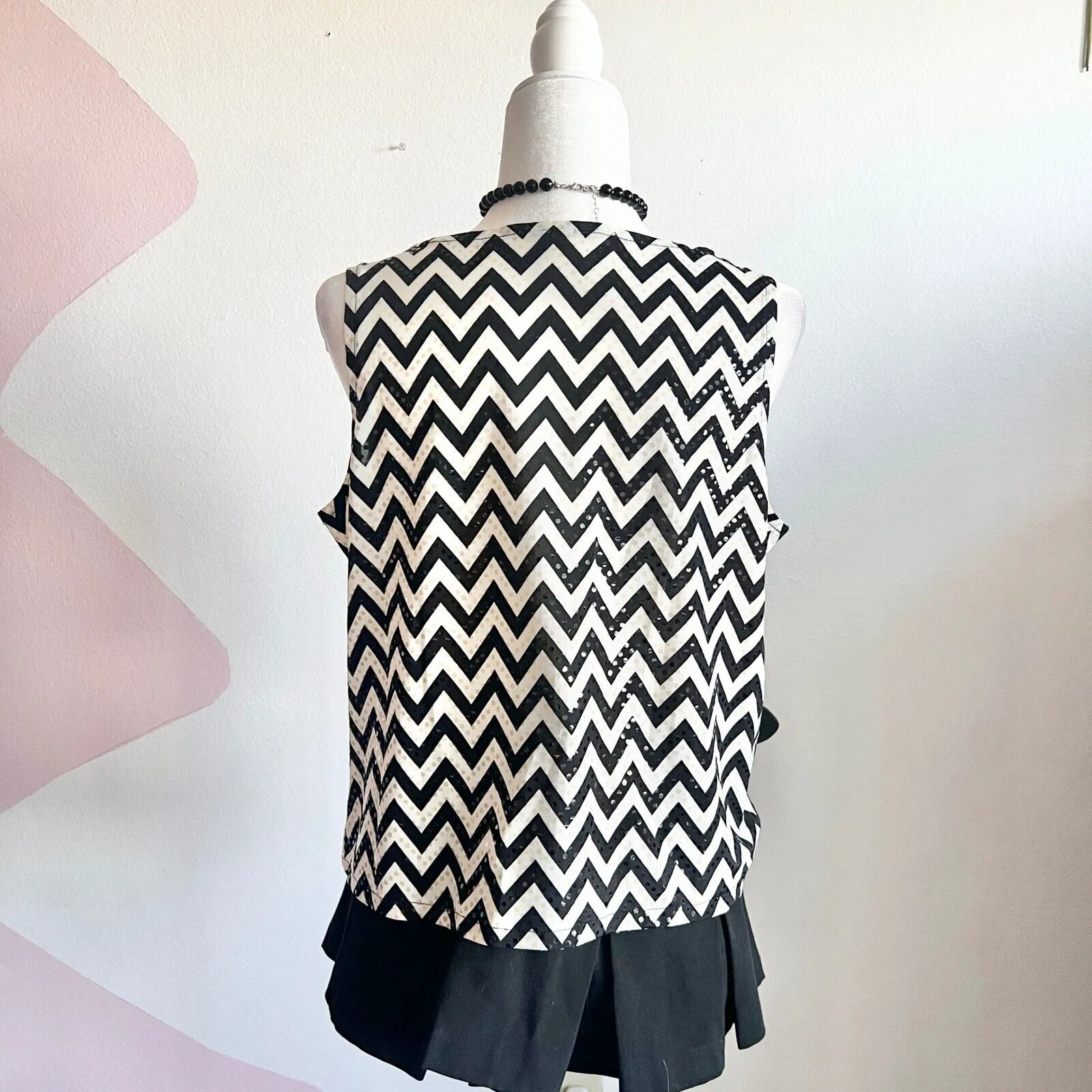 Y2K Black & White Chevron Tank Top, Sequins, Retro Glam, Indie Sleaze, Bold, M‎ Size M - Image 3