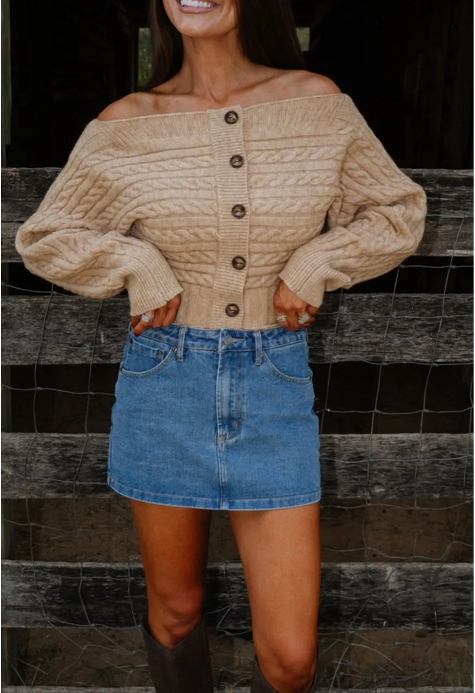 Tan sweater  - Image 3