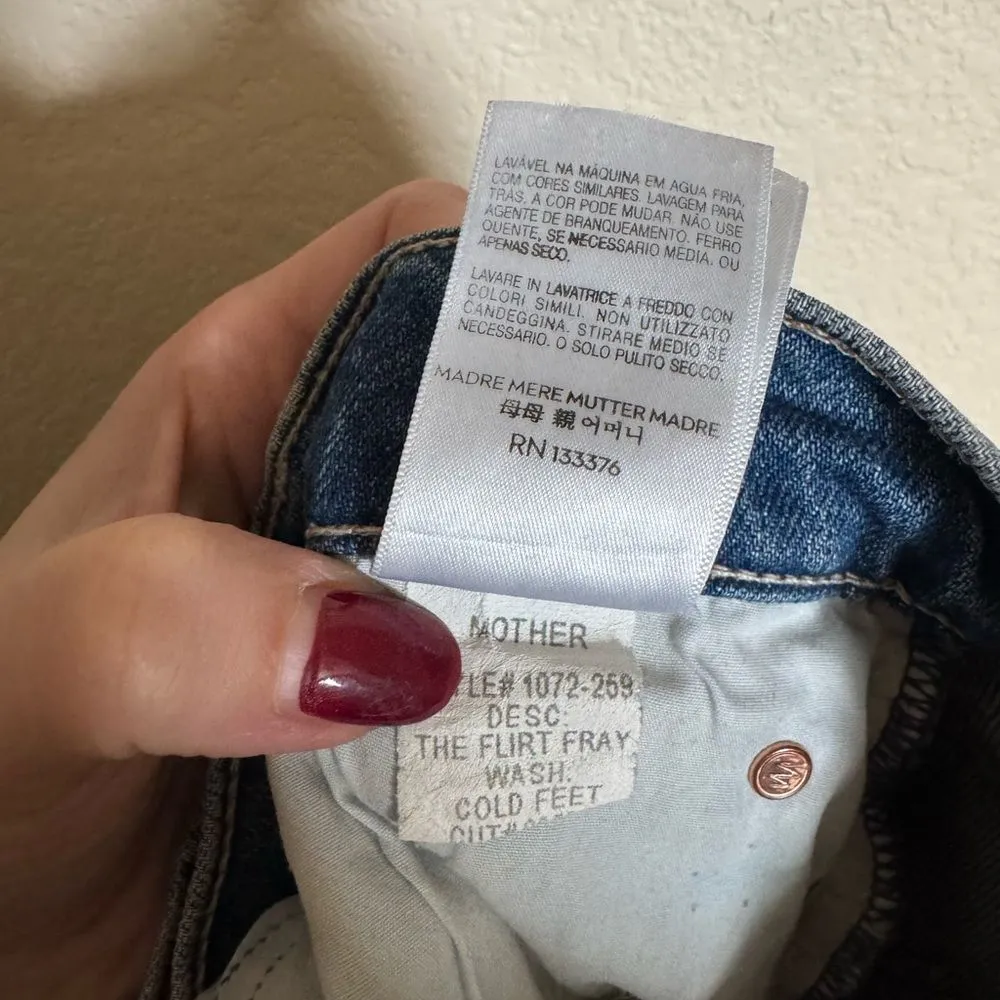 Mother The‎ Flirt Fray Jeans Sz 24 Cold Feet Distressed Blue - Image 10