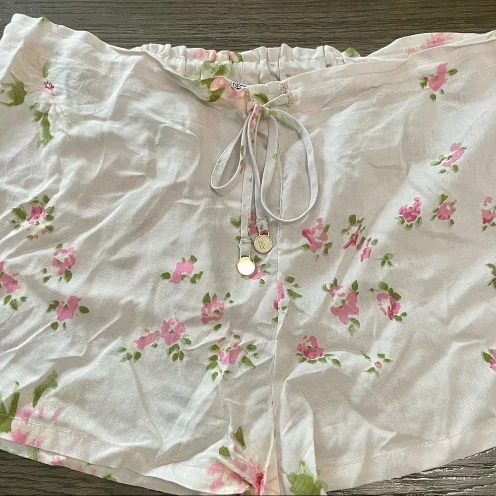 𝅺WILDFOX 🦊💋 pink blossom sunshine shorts Vintage- swim coverup/sleep/lounge - Image 4