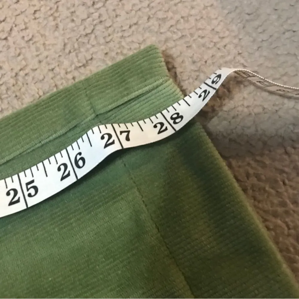 Sag Harbor Green High-Waisted Joggers - Image 5