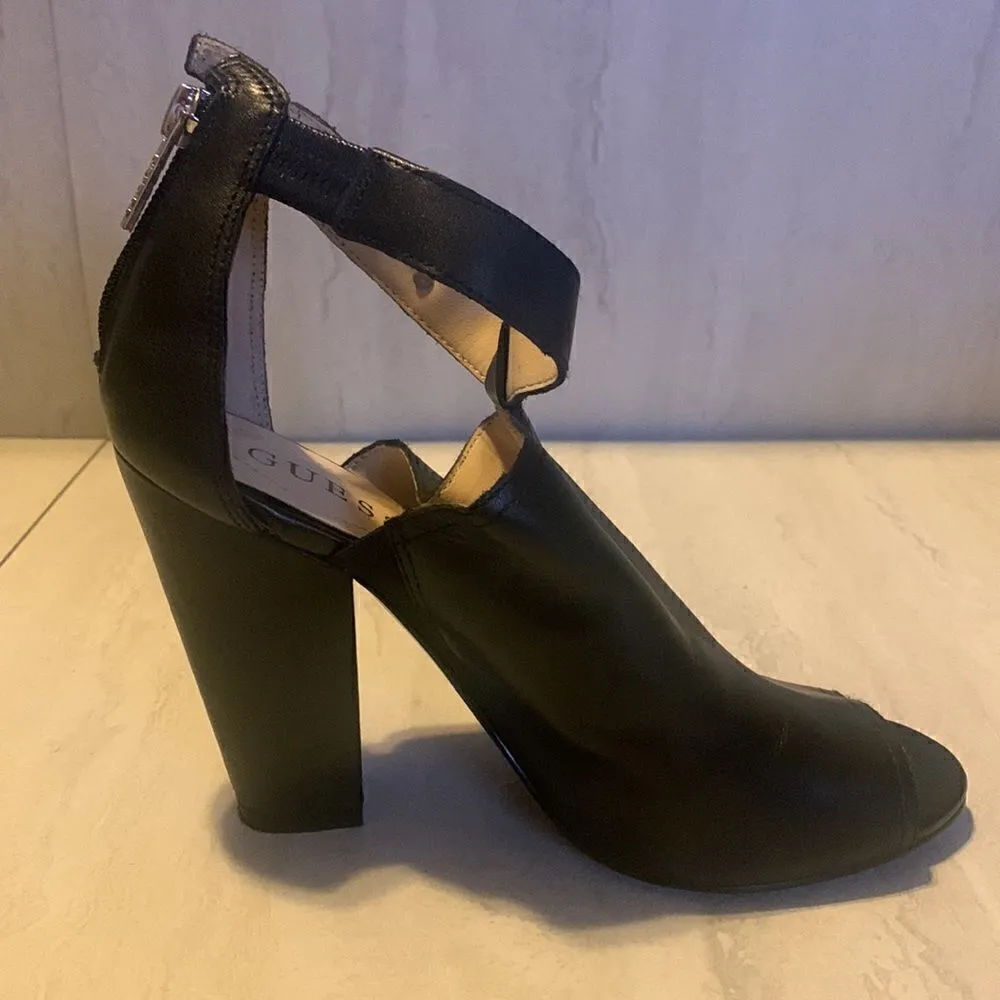 Guess Women's Black Platform Peep Toe High Heels Ankle Boots/Sandals , like new - Image 9