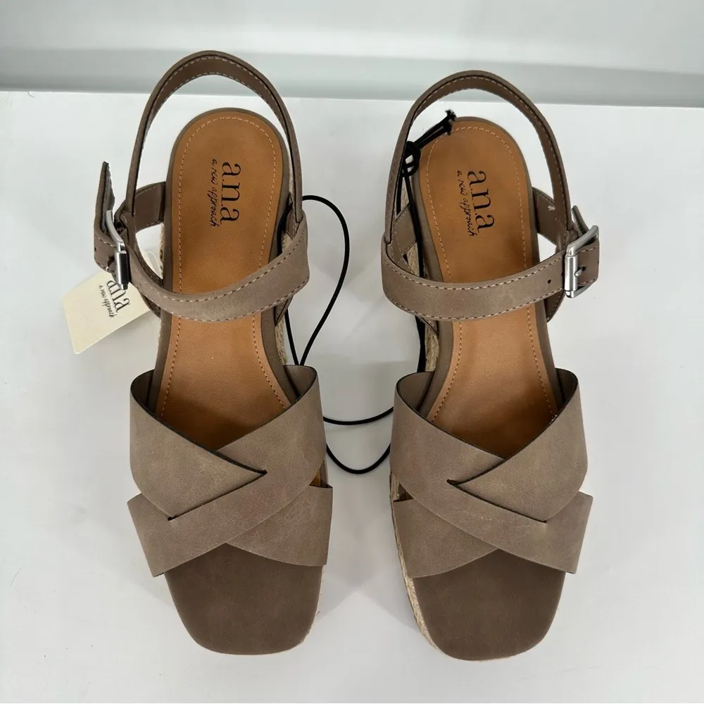 a.n.a Womens Eloise Wedge Sandals size 7.5 in Porcini Taupe Raffia Heel NWT - Image 4