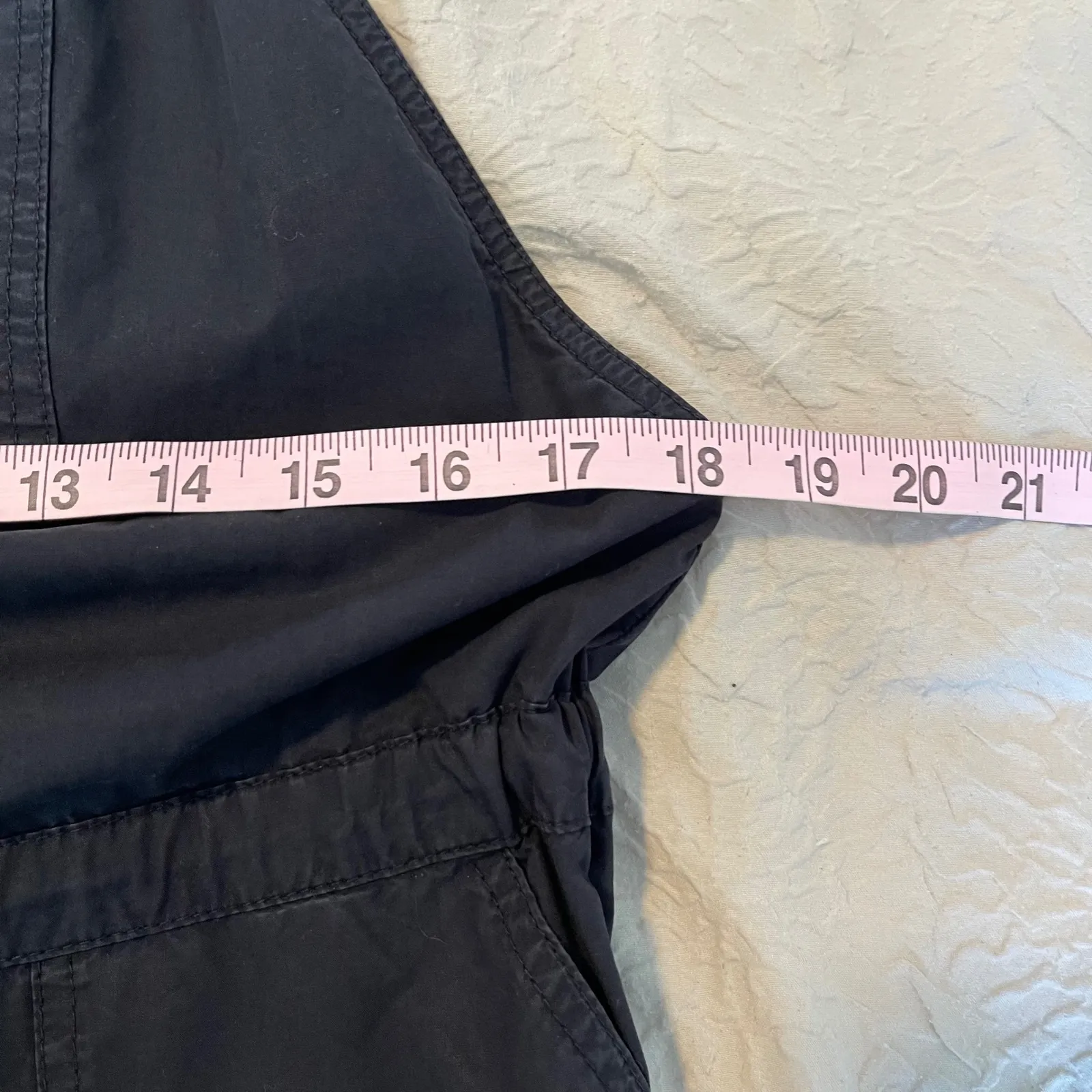 Velvet by Graham &‎ Spencer Black Bib Overalls Jumpsuit Cropped Leg Size M - Image 9