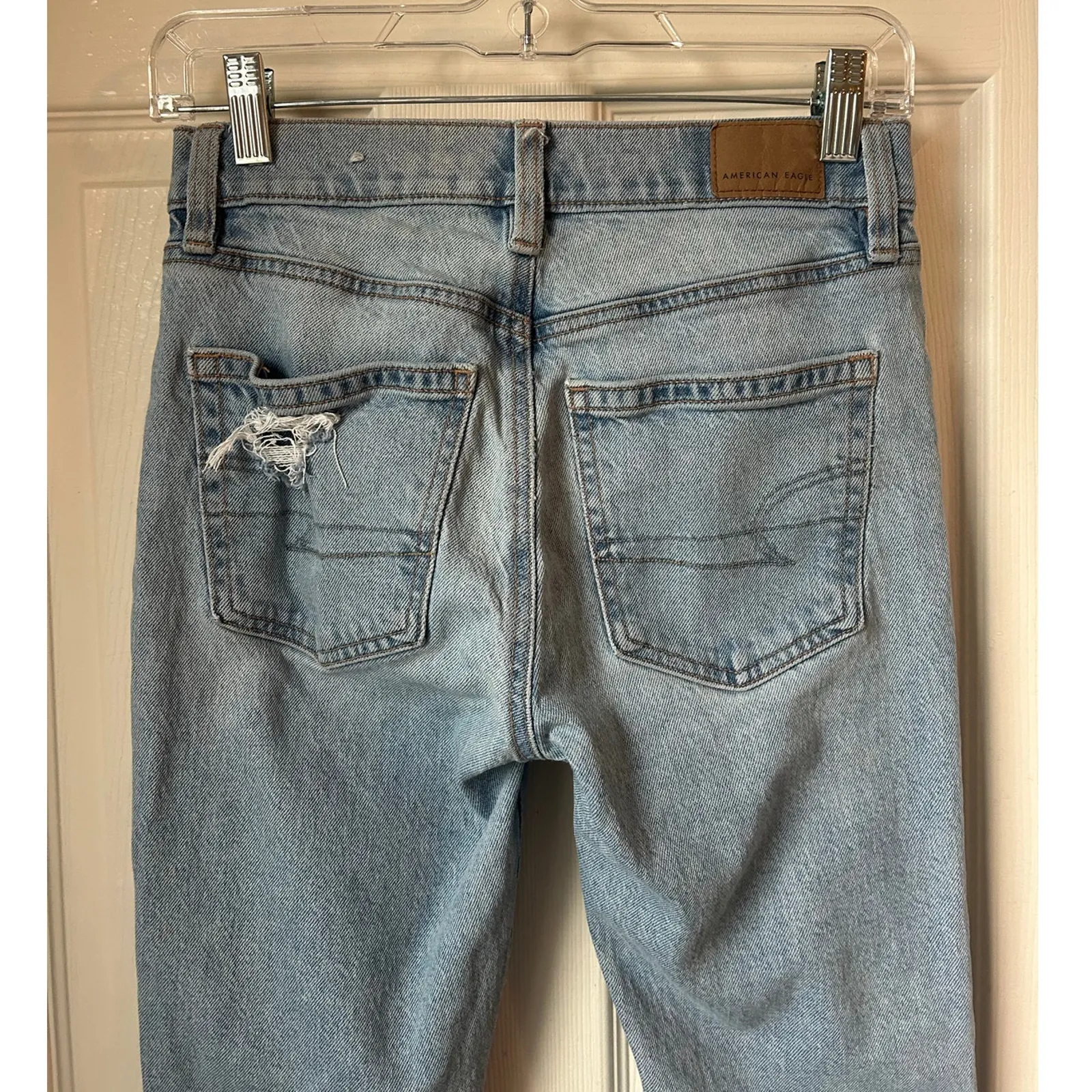American Eagle Light Wash 90s Skinny Jeans - 0S - Image 4