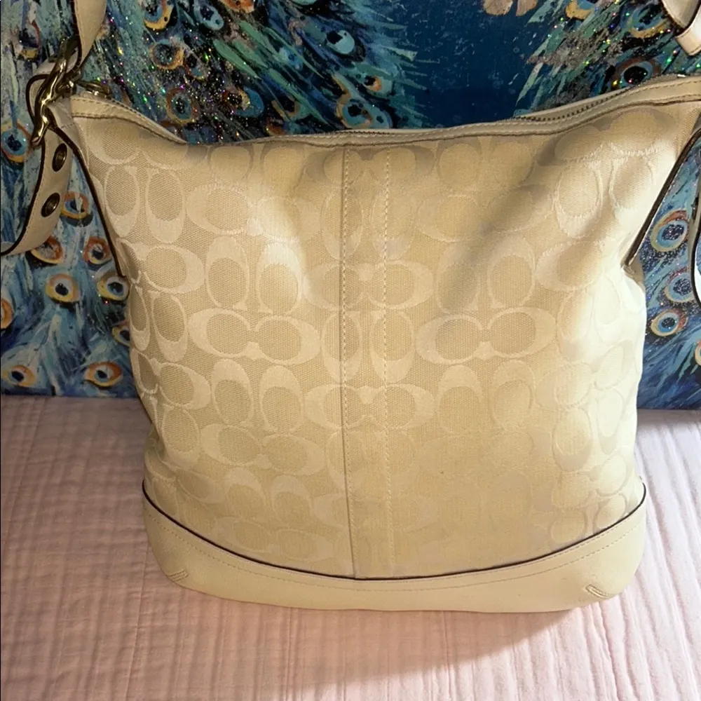 Coach Cream Signature Monogram Crossbody/ Shoulder Bag - Image 7