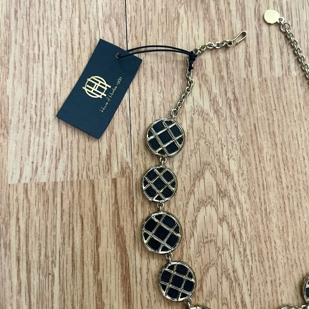 NEW House of Harlow 1960 90’s Style Gold And Black Necklace - Image 6
