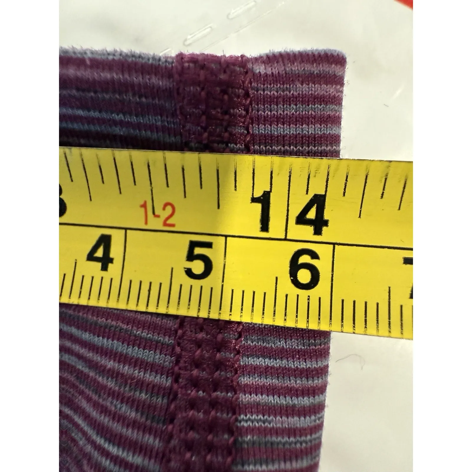 Lululemon En Route‎ Crop Plum Wee Are From Space September Plum Size 6 - Image 4