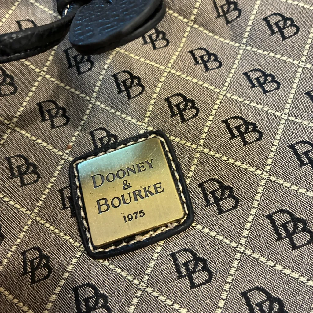 Vintage Dooney & Bourke Signature Logo Bucket Hobo Shoulder Bag - Image 3