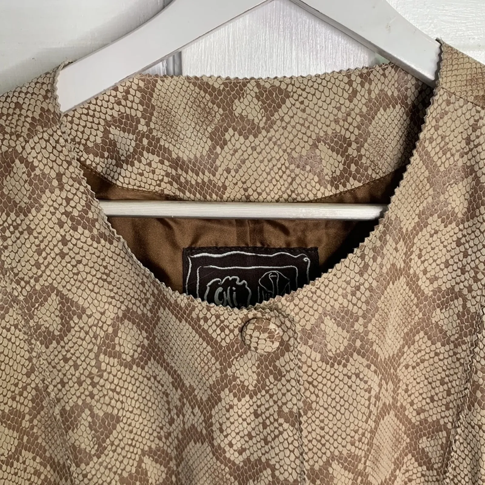 Chi by Falchi Collarless Snake Print Tan Cream Leather Jacket NWOT Plus Size 1X - Image 2