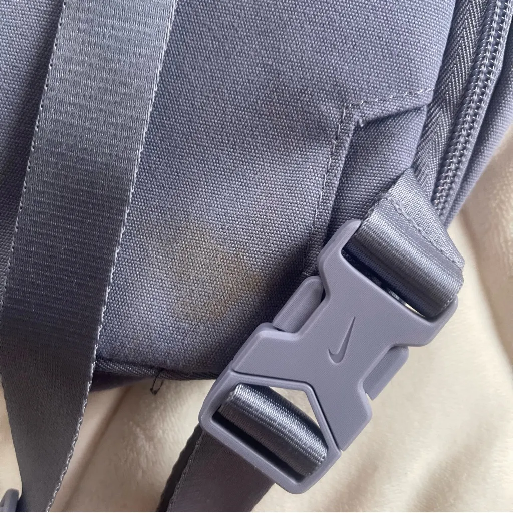 Nike Backpack Purple Expandable Adjustable Straps Multiple Compartments - Image 15