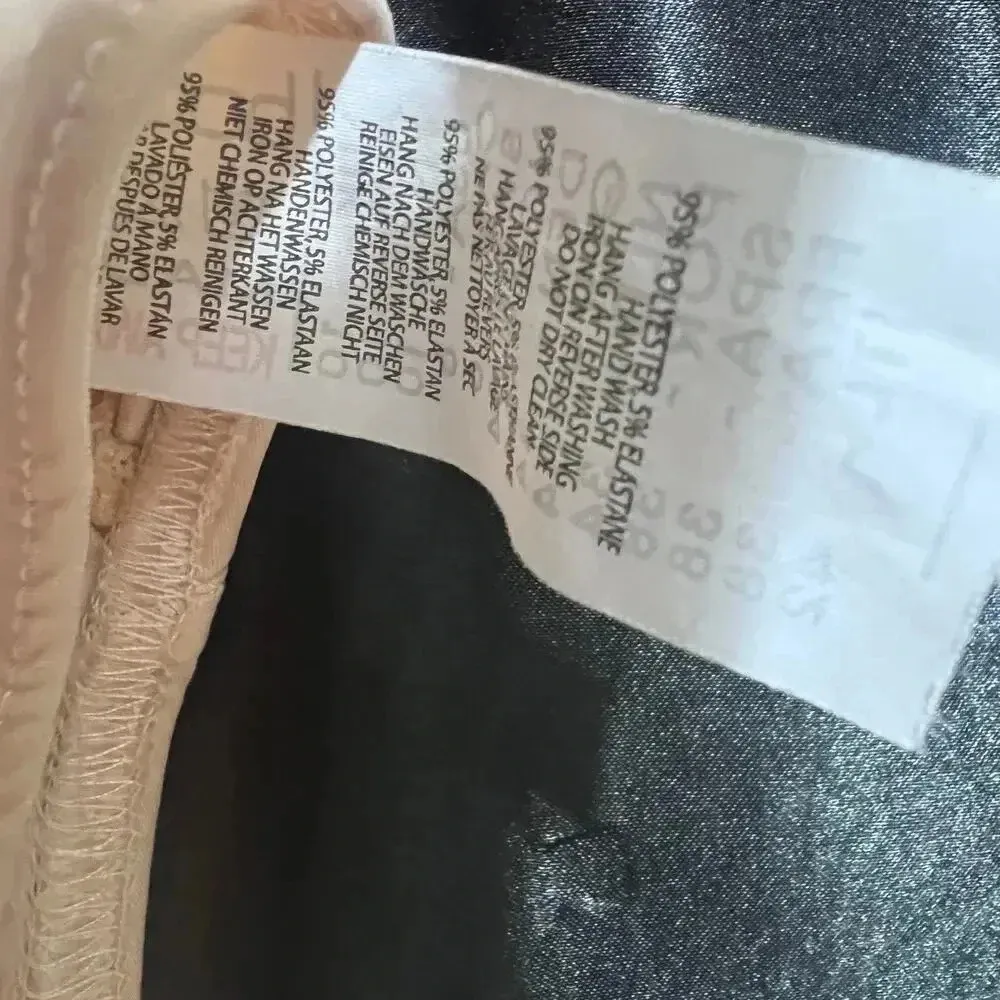 Boohoo Women's Blush Criss Cross Bodysuit Size M wear it 100 different ways - Image 8