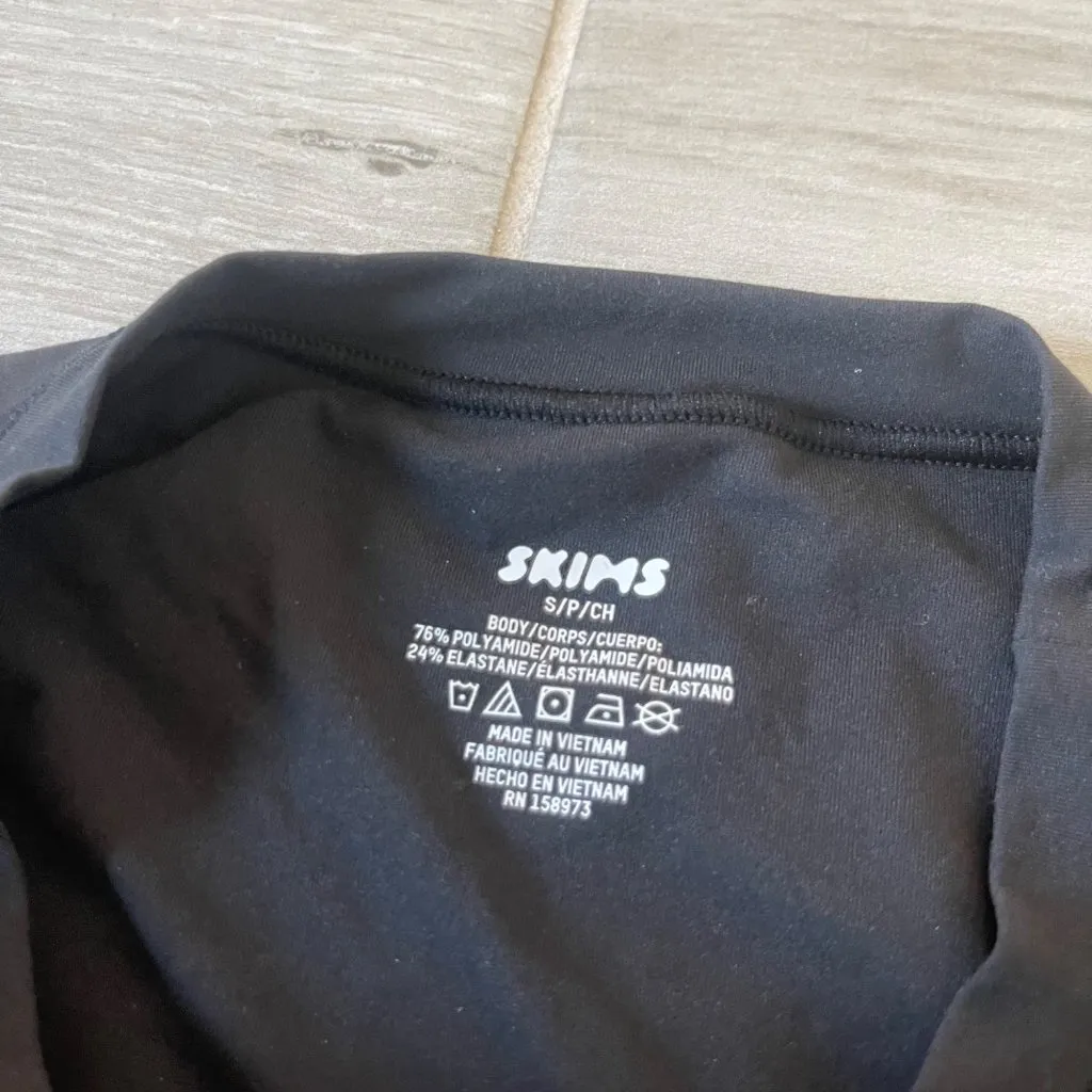 NWT SKIMS FITS EVERYBODY L/S CREW BODYSUIT BLACK SZ S - Image 3