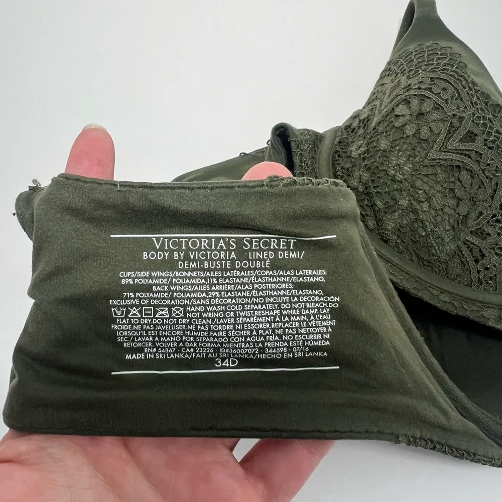 victoria’s secret lace bra | lined demi size 34D | body by victoria bra - Image 4