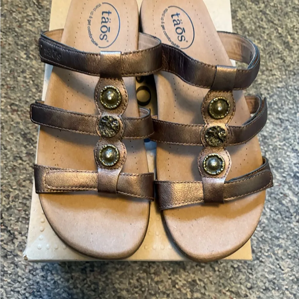 Taos Sandal Women’s 11 NWOT Brown - Image 2