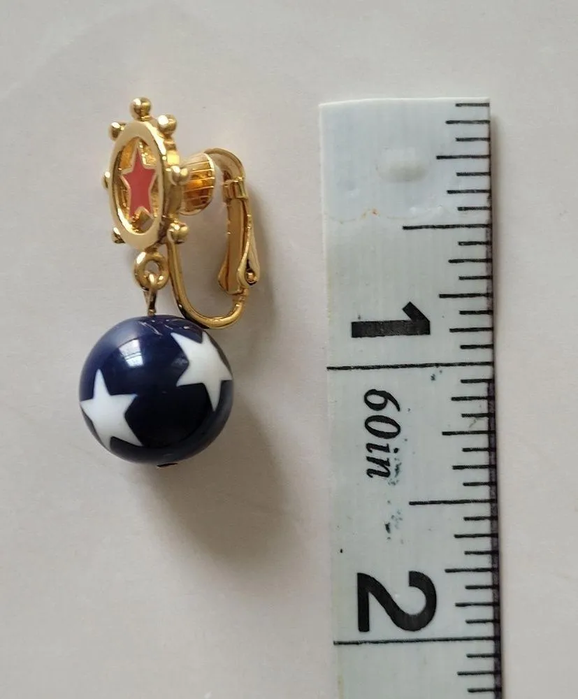 Vintage Sailing Wheel Red White Blue Clip - Image 3