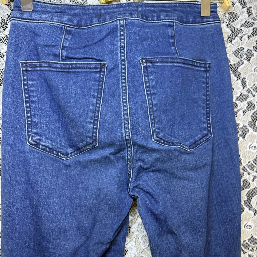 Free People float on bell bottom jeans High Rise Blue Flare sz 26 we the free - Image 10