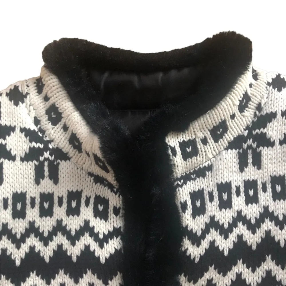 Talbots Woman Black/White Nordic Sweater Vest with Fur Trim Black White 2X - Image 3