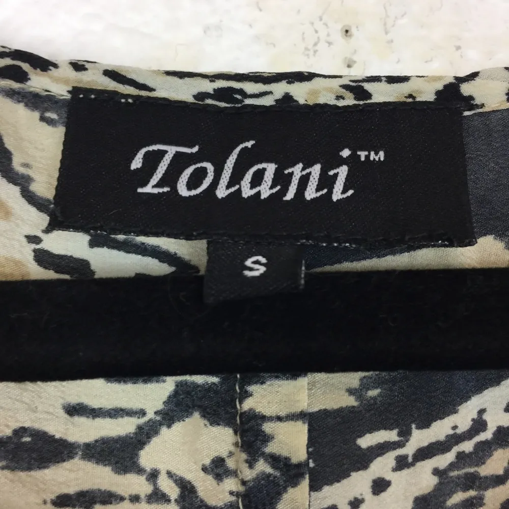 Anthropologie Tolani Rhonda Silk Batwing Boho Print Blouse Small - Image 5