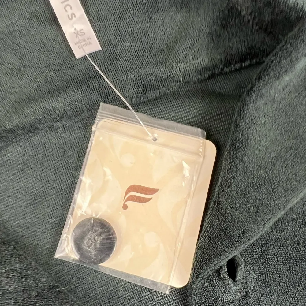 ISLAND TERRY BOXY BUTTON UP | XS/4 - Image 6