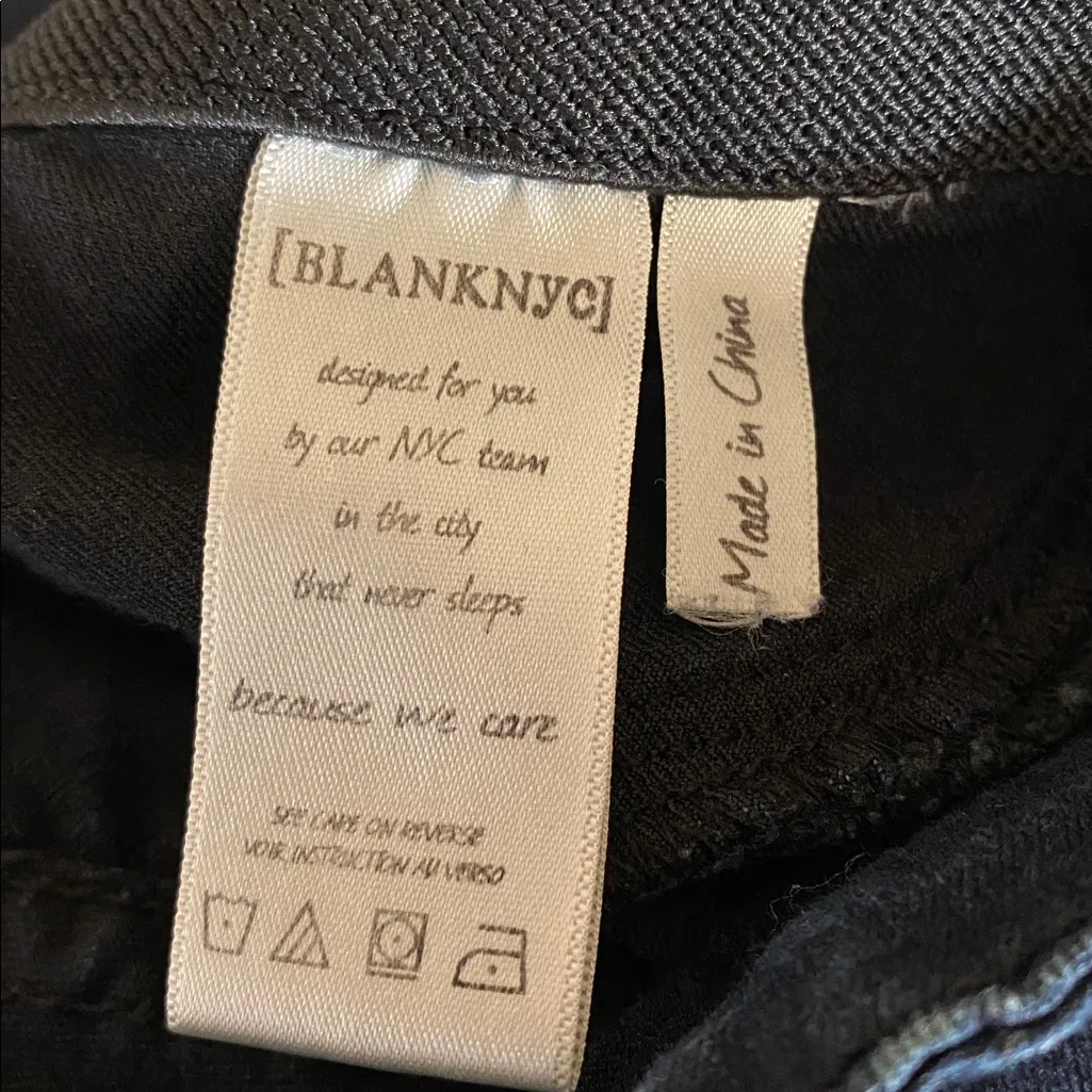 Blank NYC Pull-on Stretch Flare jeans size 25 - Image 7