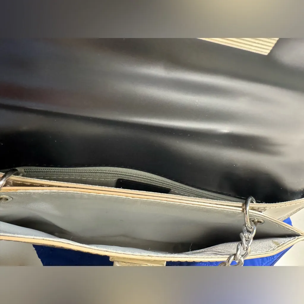 Beijo Handbag Clutch Shoulder Bag Champagne Patent Leather Vintage Silver Chain - Image 8