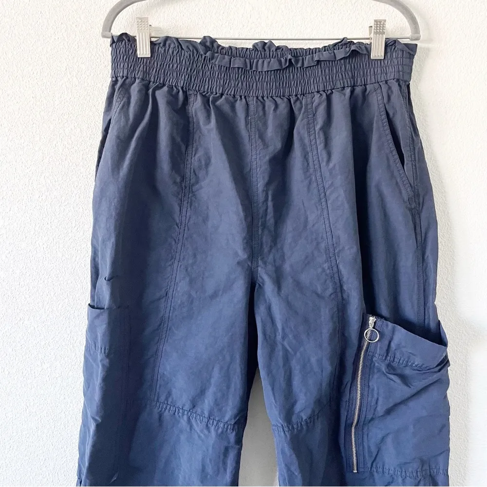 Sweaty Betty High-Waisted Athleisure Utility Pants in Navy - Image 3