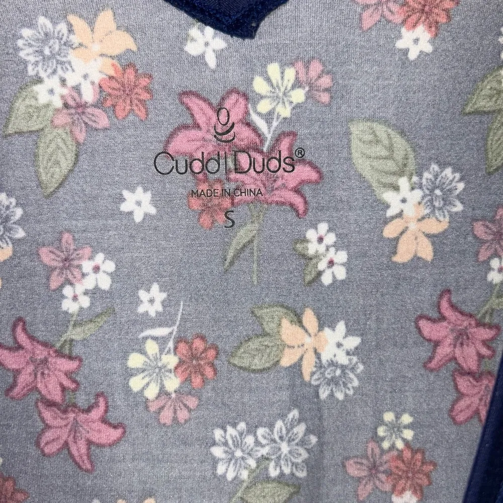 Cuddl Duds Floral Blue Flexwear V-Neck Wide Leg Jumpsuit Romper| Jumpsuit size S - Image 14