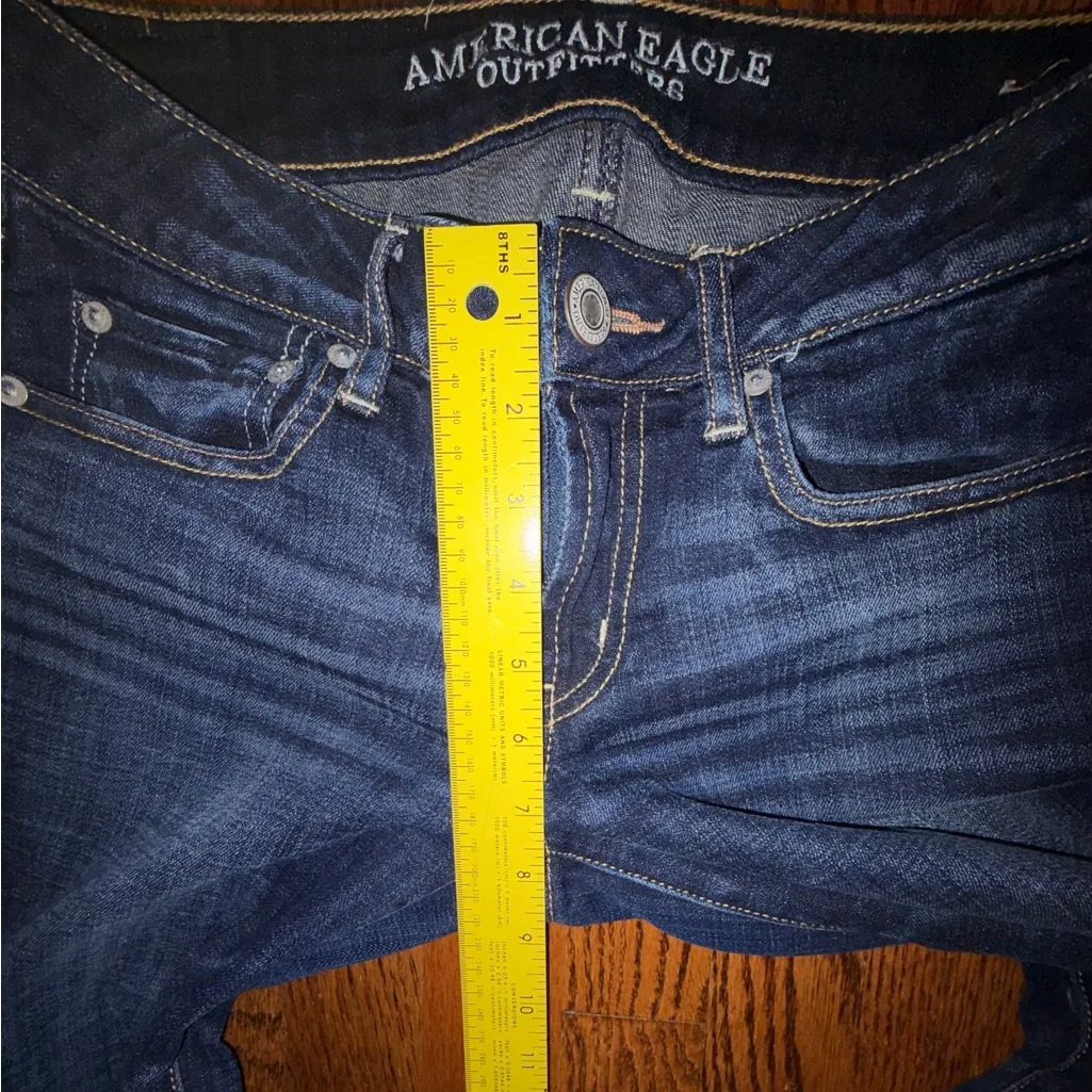American Eagle Outfitters Low-Rise Favorite Boyfriend Jeans - Dark Wash - Size 6 - Image 6