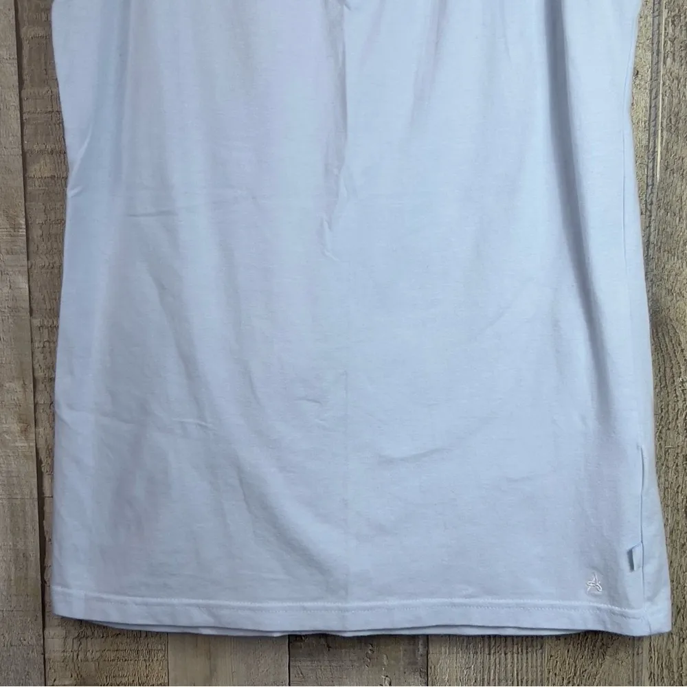 Aura Vintage Small Baby Blue & White Tank Top with Shoulder Ties - Image 5