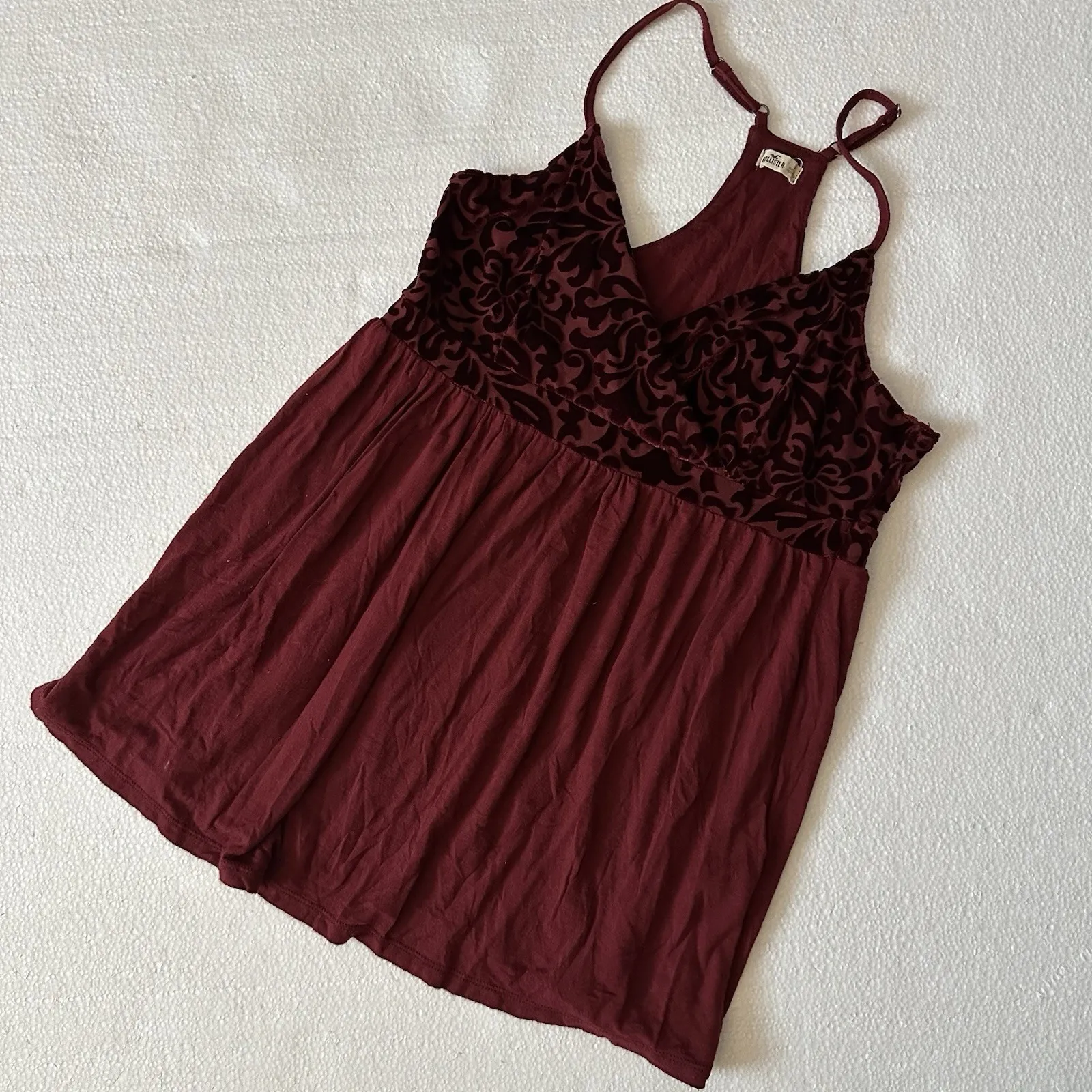 Hollister Y2K Babydoll Top Small Maroon Burnout Velvet Coquette‎ Holiday Preppy - Image 2