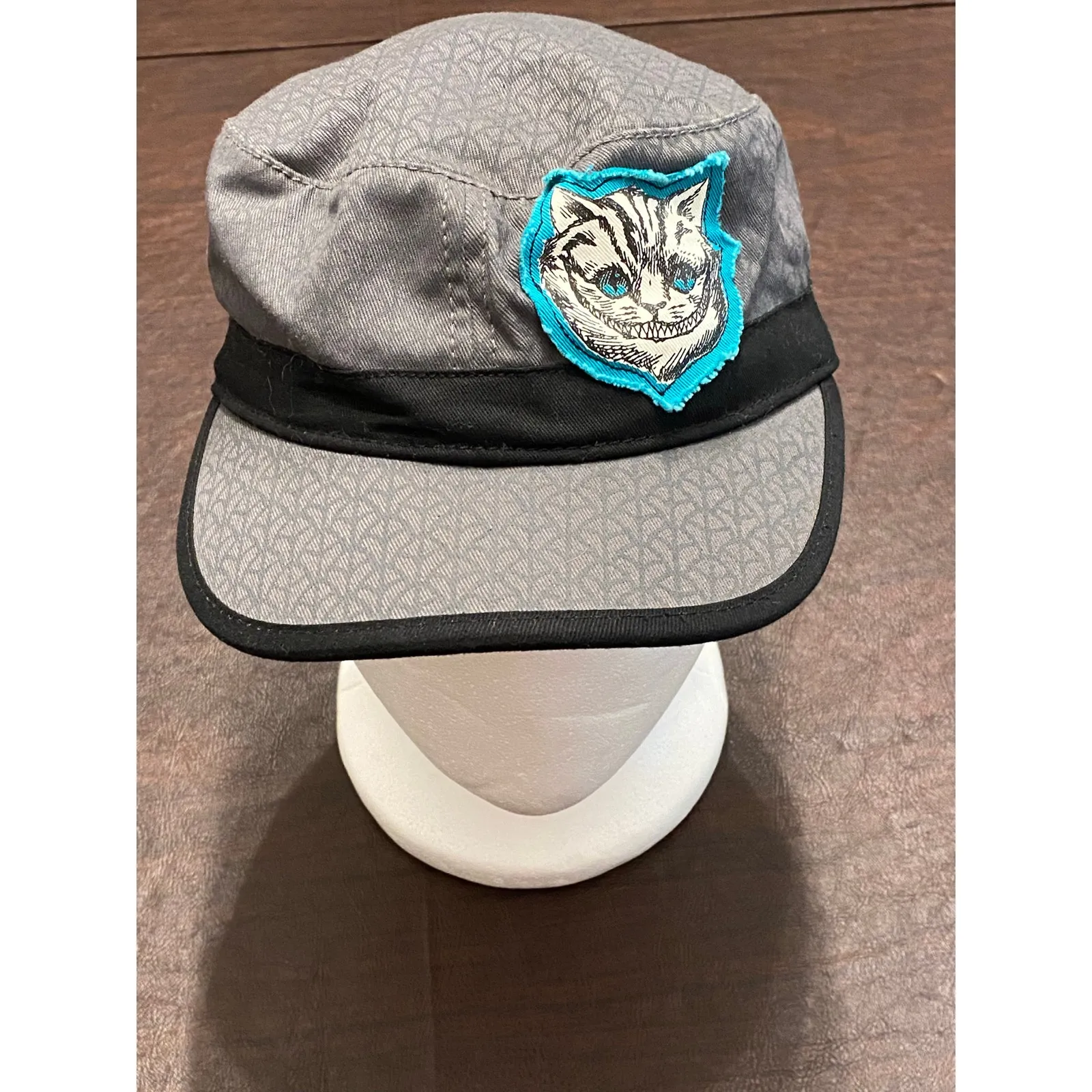 Alice in Wonderland Cheshire Cat Cadet Cap Alt Punk Fantasycore Disney‎ Goth - Image 2