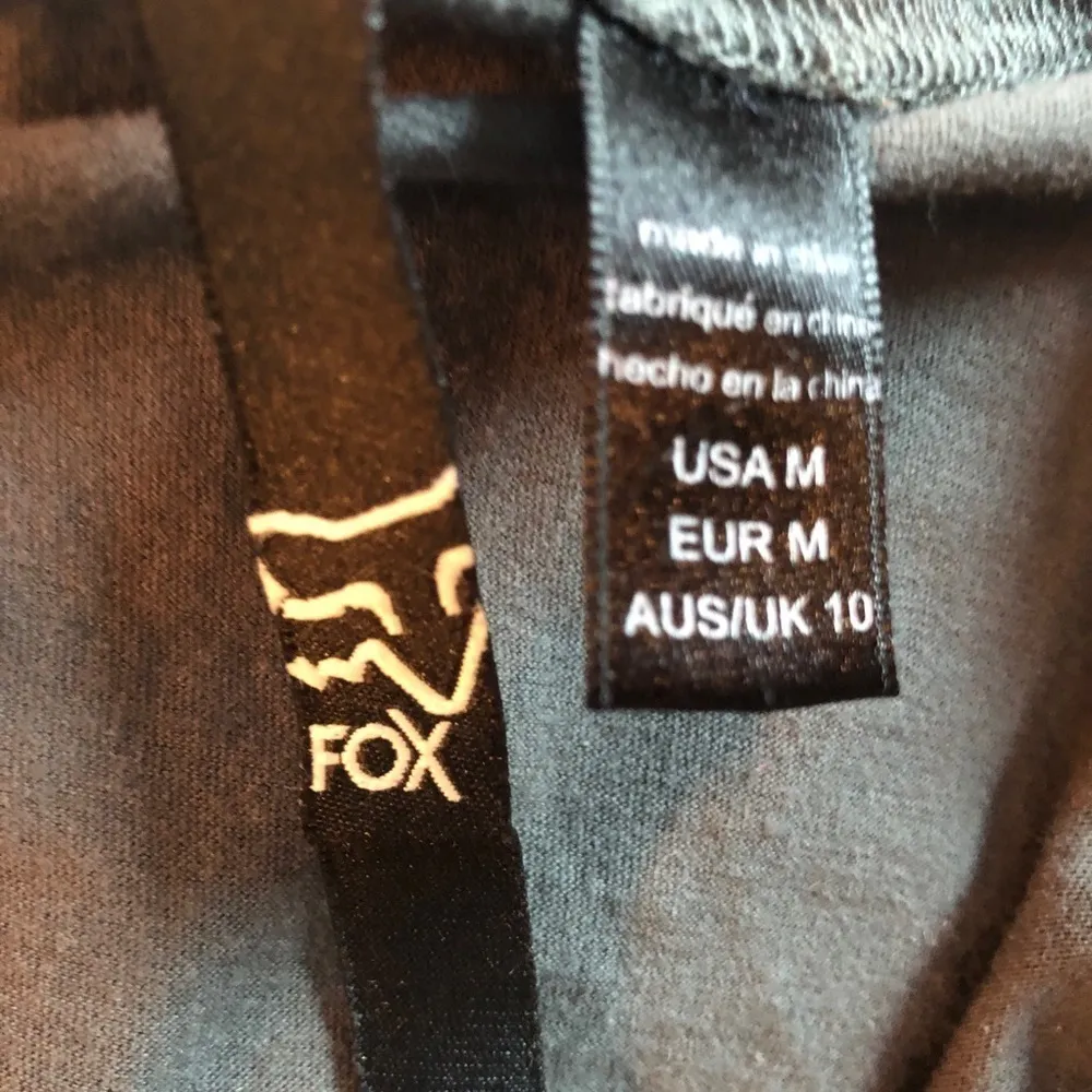 VTG FOX LS Graphic Logo Tee Gray/Gold Scoop Neck M Casual Layered Look Gray Size M - Image 5