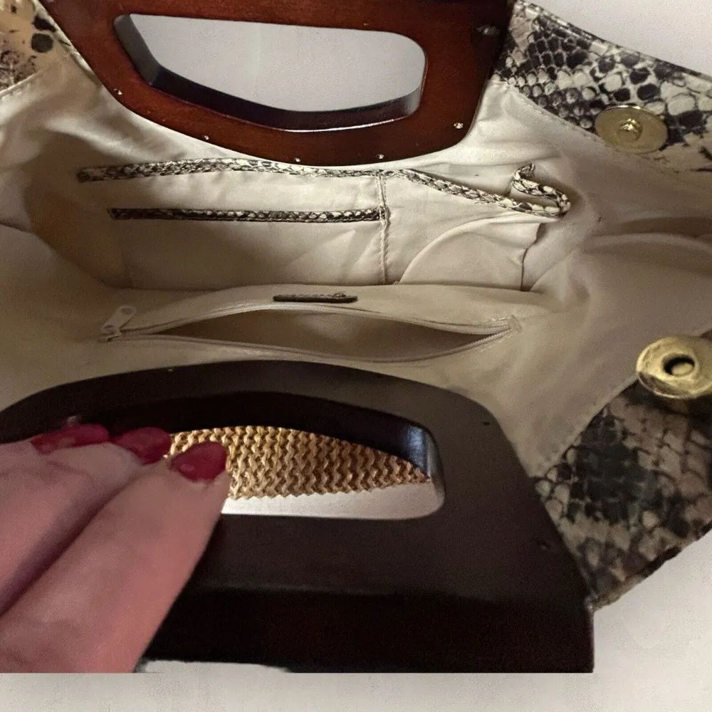 Nicole Miller Straw Wood Handle Snap Closure Clutch - Image 11