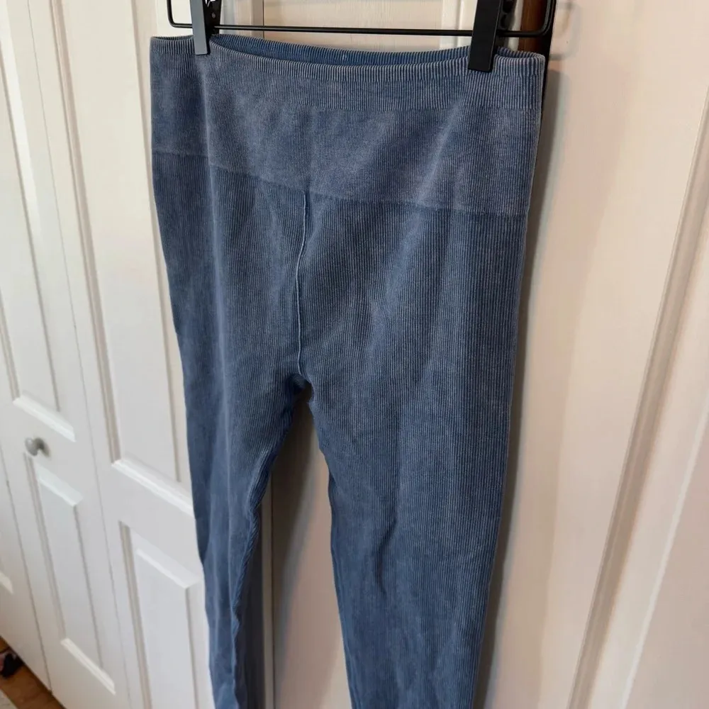 Fabletics  Cloud Seamless High-Waisted Legging Women’s Size XL - Image 6