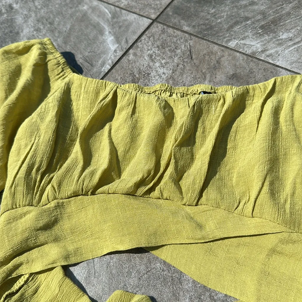 SheIn lime green lightweight long sleeves - Image 2