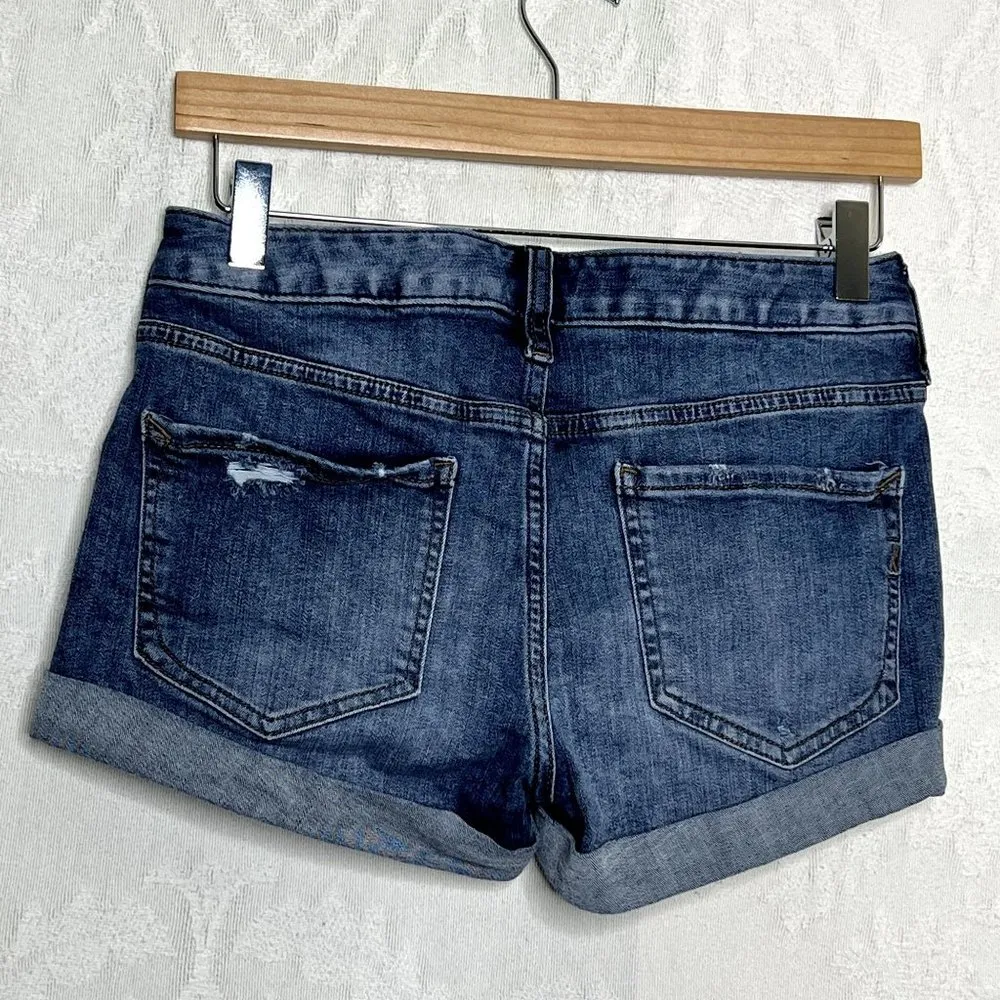 Express Shortie Relaxed Low Rise Jean Shorts - Image 5