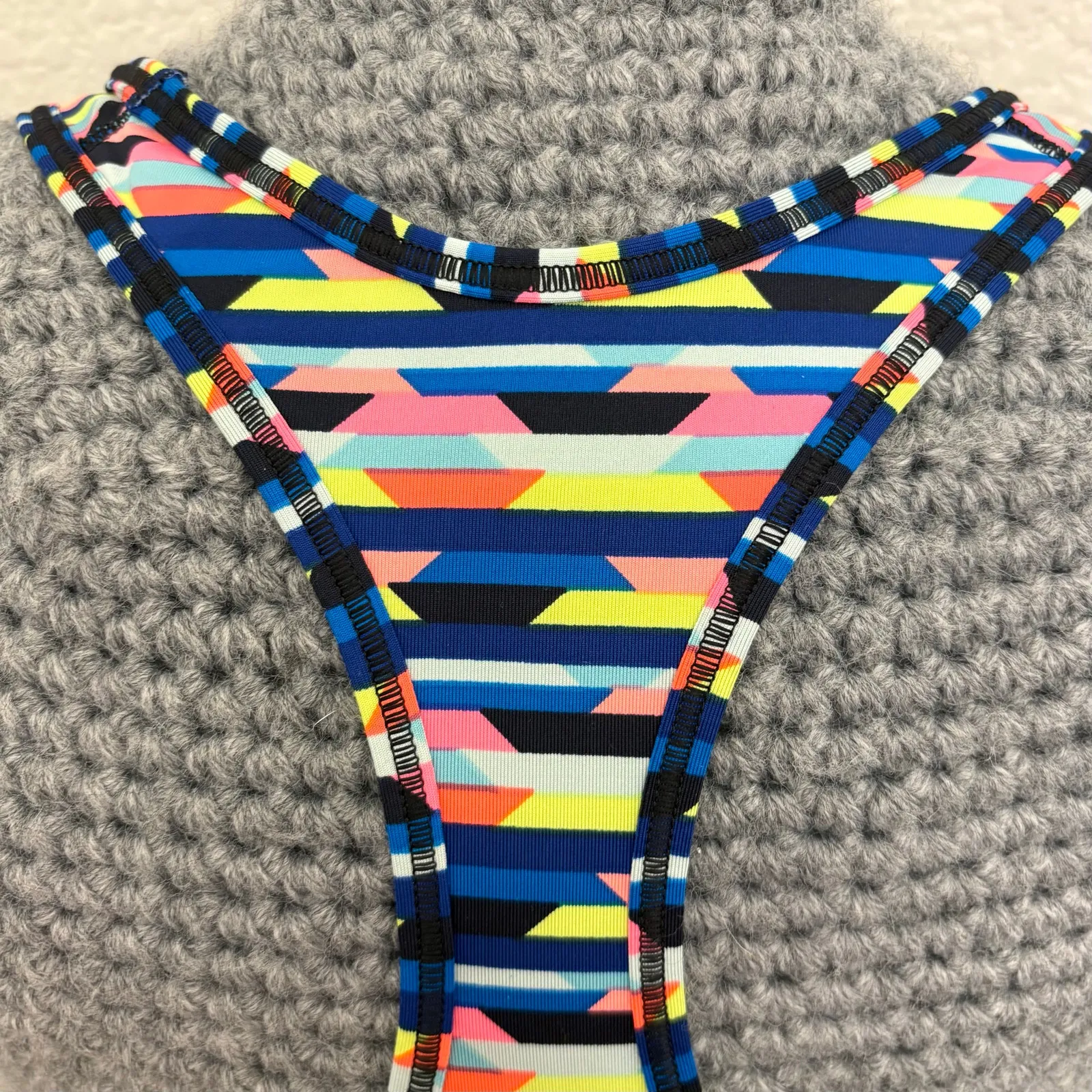 VSX Sport Multicolored Racerback 2 Layer No Padding Sports Bra L - Image 6