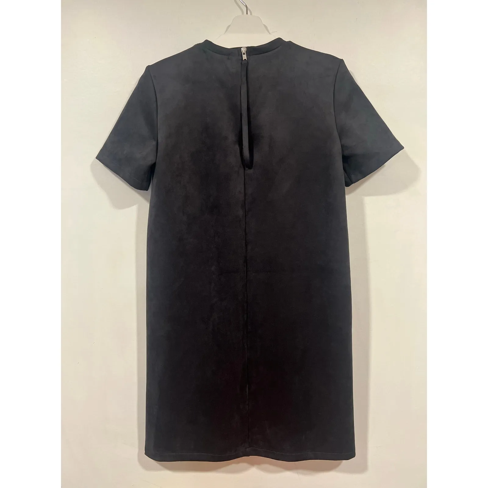 ZARA Minimalist Vegan Suede Black Short Sleeve T Shirt Style  Dress   Medium - Image 4