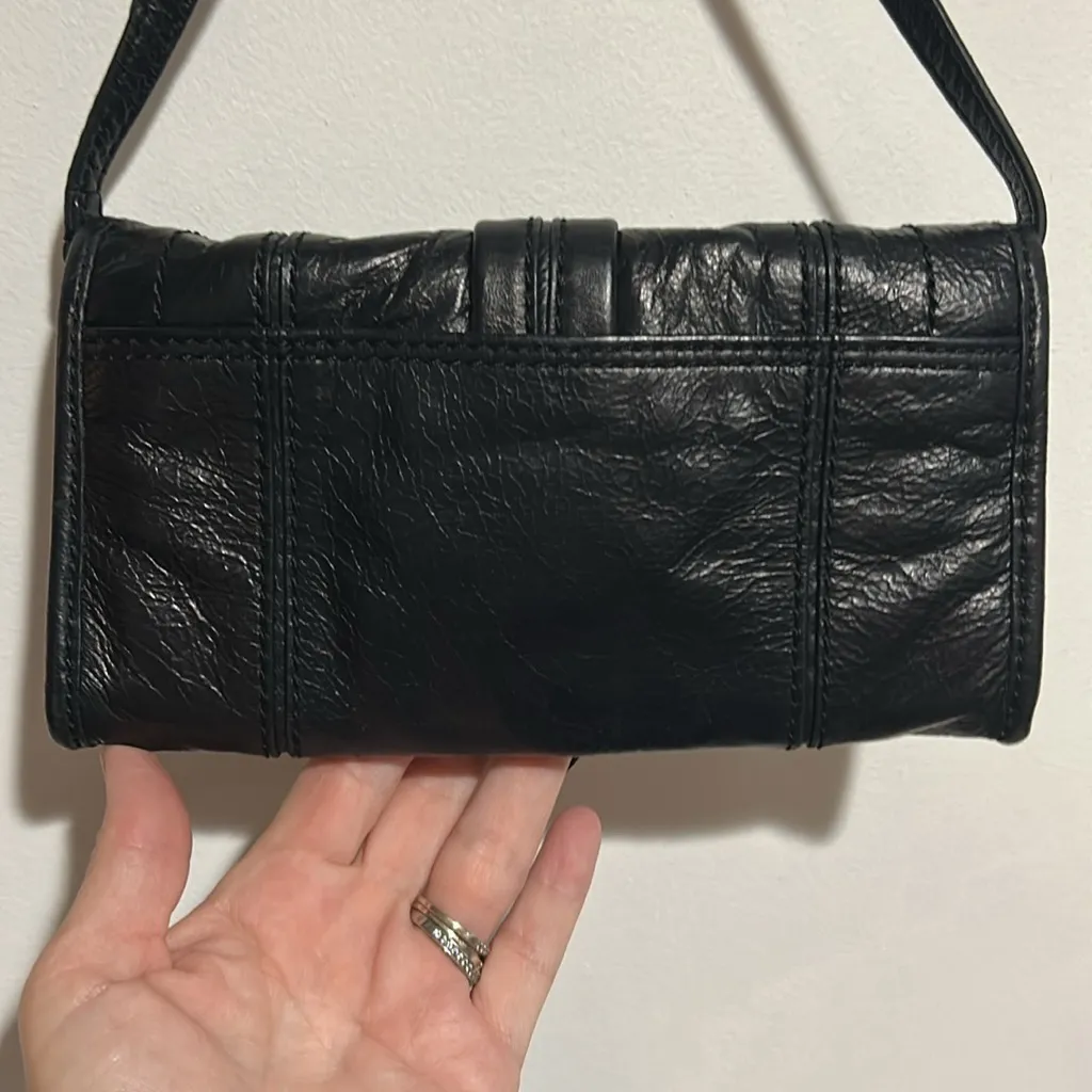 Juicy Couture Vintage Black Leather Crossbody Bag - Image 5