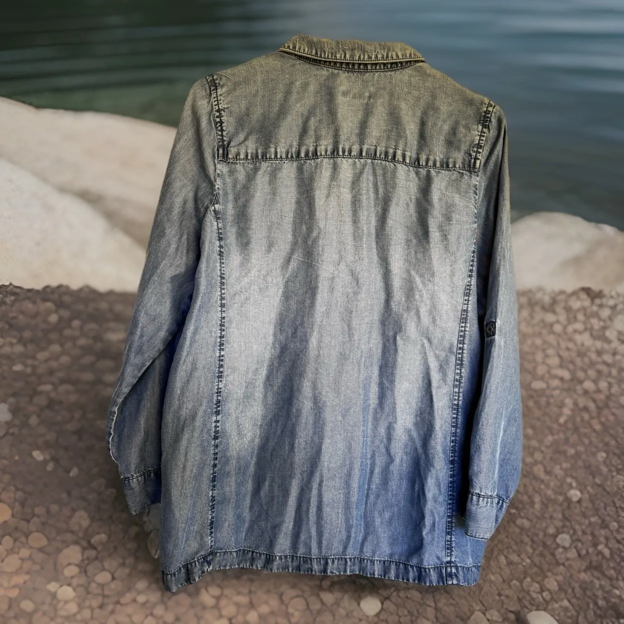 J.Jill Denim Sz‎ Sp Long Sleeve Blue Jean Chambray Blouse Shirt Top Artsy Silky - Image 4