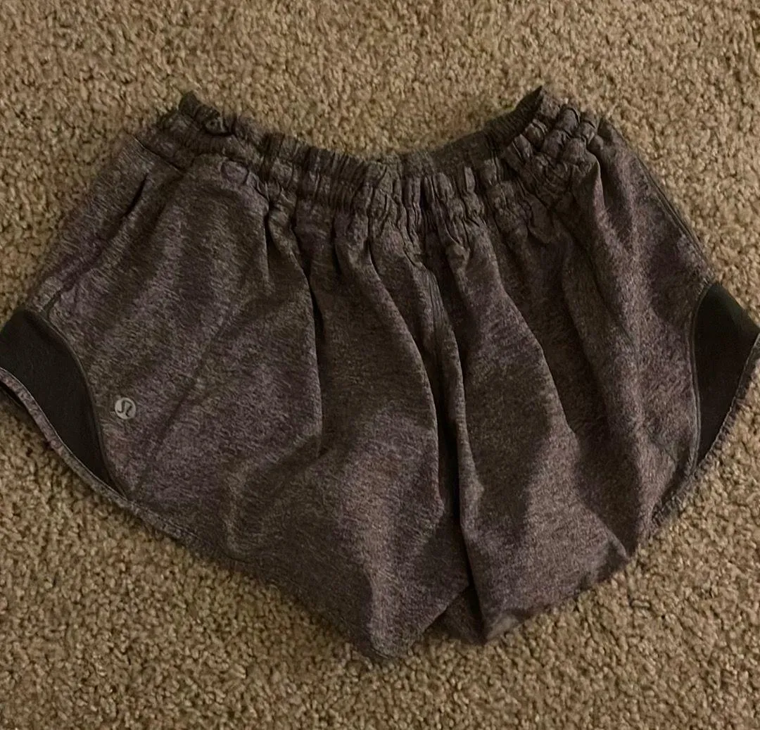Lululemon Hotty Hot Short II 2.5” Gray - Image 2