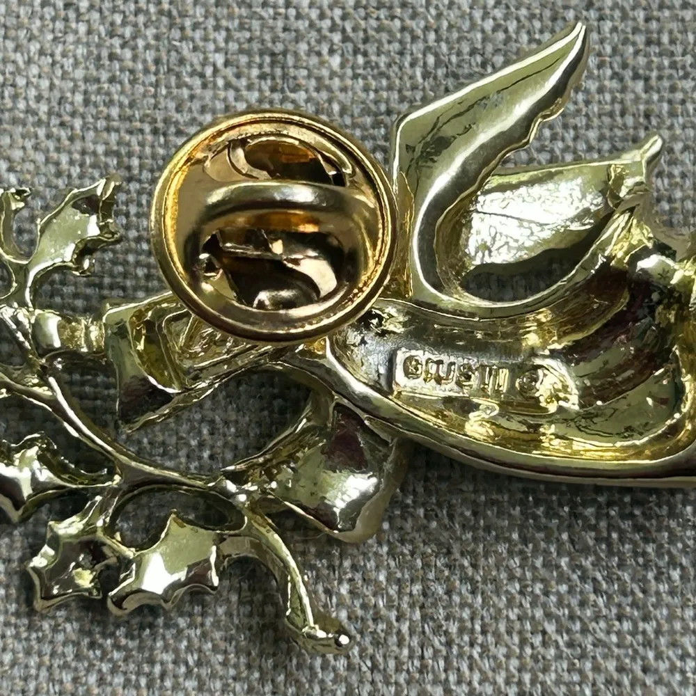 Vintage Giusti Gold Tone Angel pin brooch holiday pin jewelry faith Christmas Green - Image 6