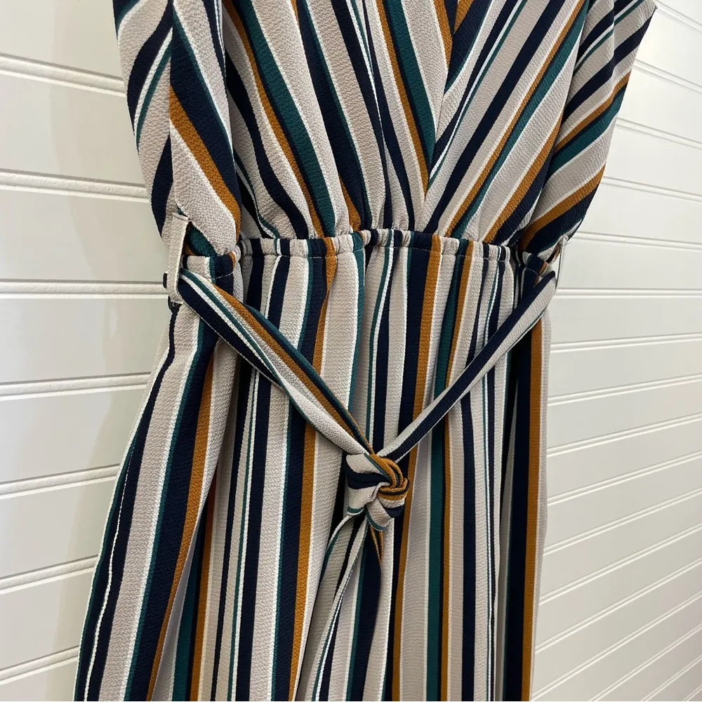 Maurices Women’s Variegated Striped Sleeveless V Neck Belted Jumpsuit Medium - Image 9