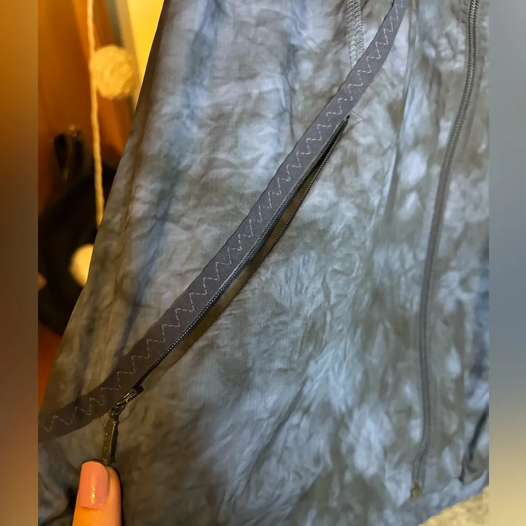 Athleta Women’s Small Blue Tie Dye Catalina Hooded Full Zip UPF Jacket - Image 3