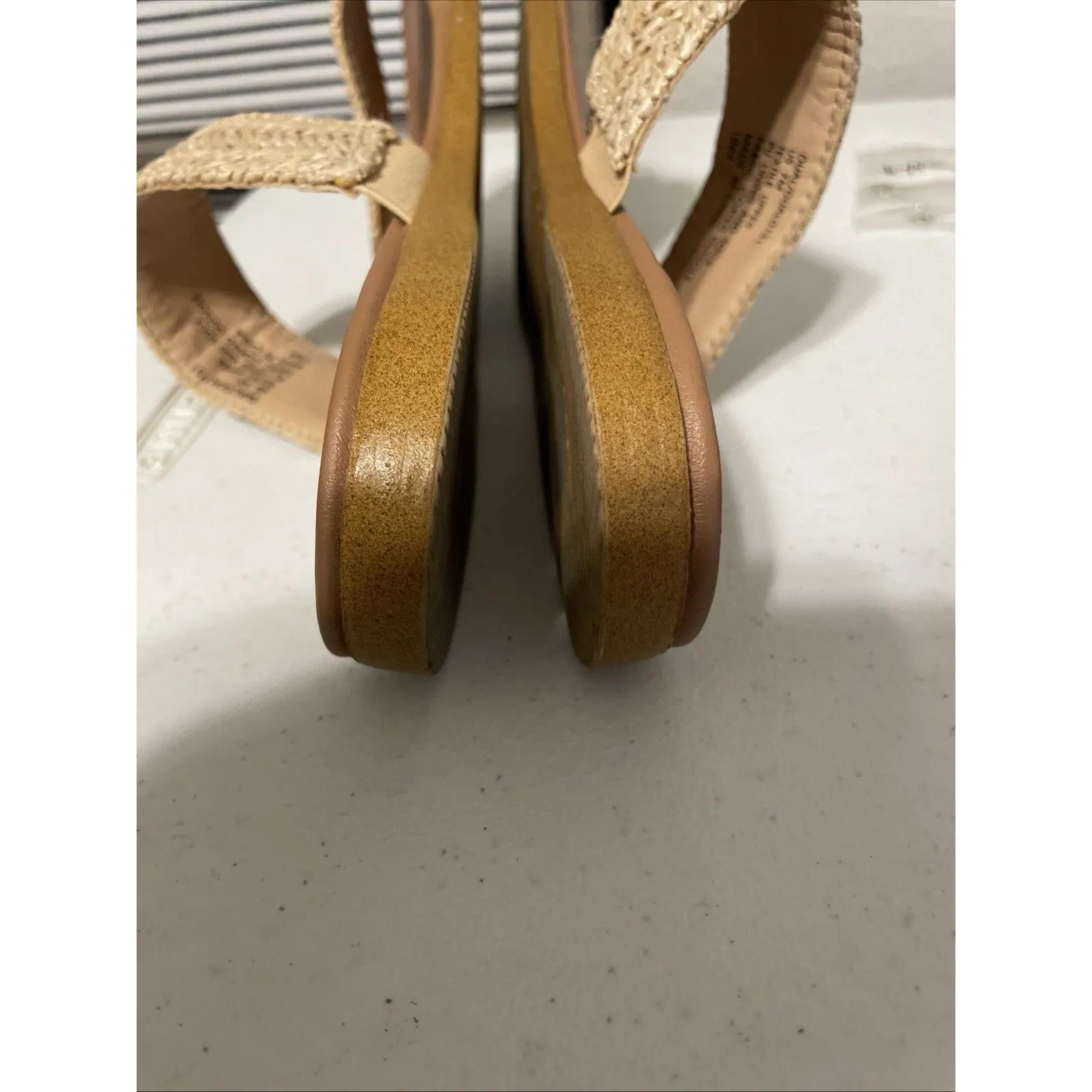 Steve Madden Tan Woven Sandals size 7 Dual - Image 8