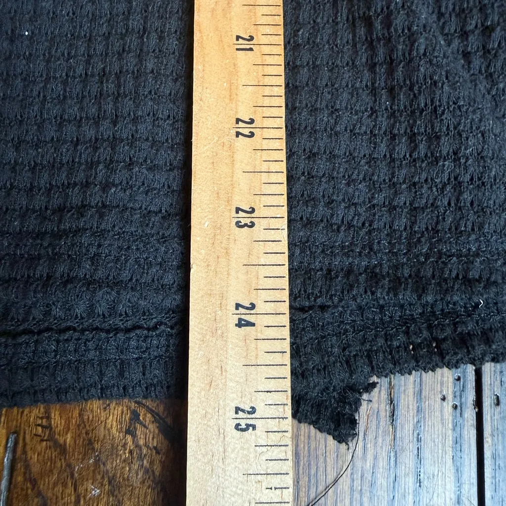 Zenana Black Waffle Knit Short Sleeve Top L/XL - Image 3