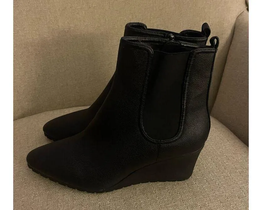 Women's Anne Klein Valore Wedge Heel Bootie Black, S86 - Image 10