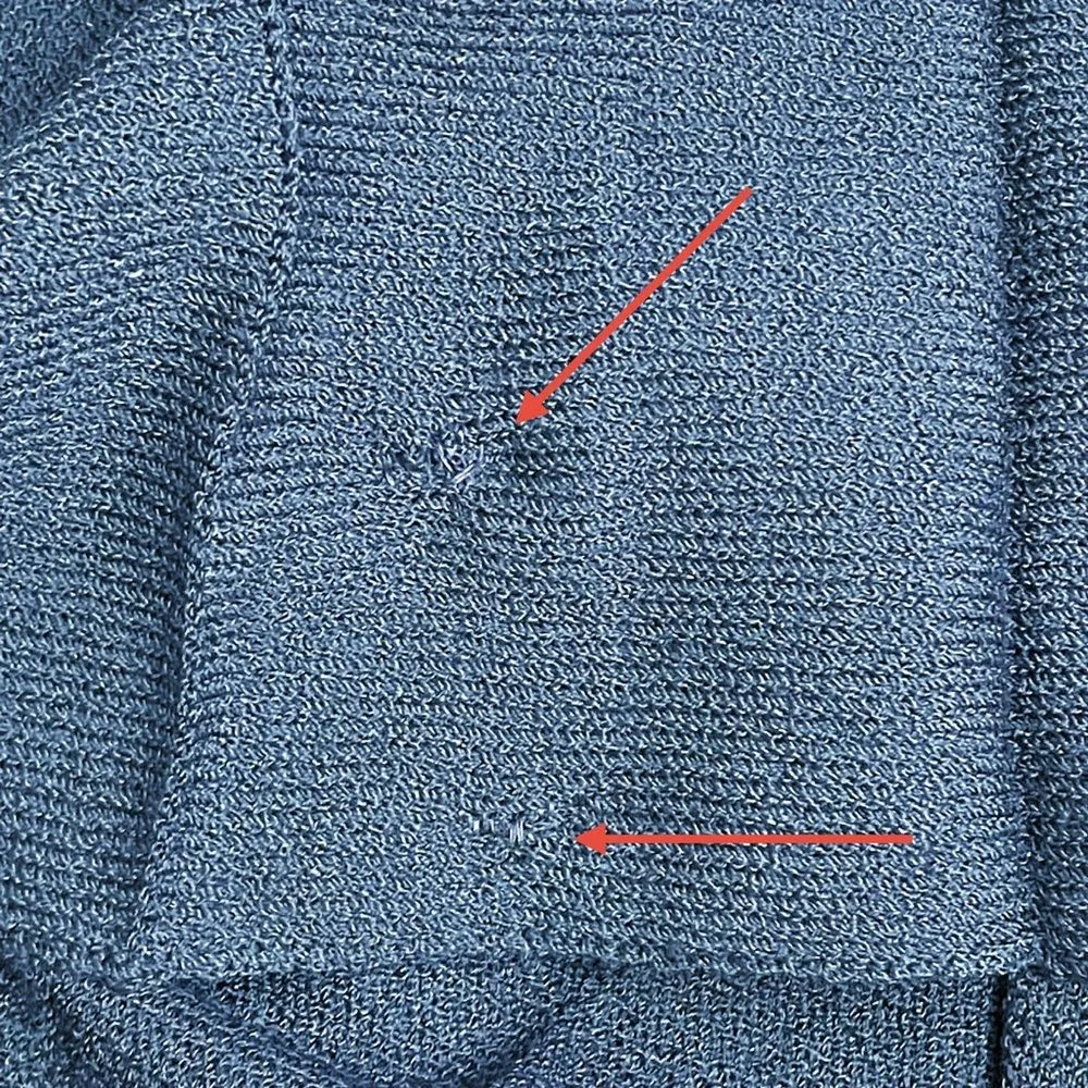 St. John Basics Navy Santana Knit Pleated Skirt Women’s Size 6 USA Knee Length - Image 9