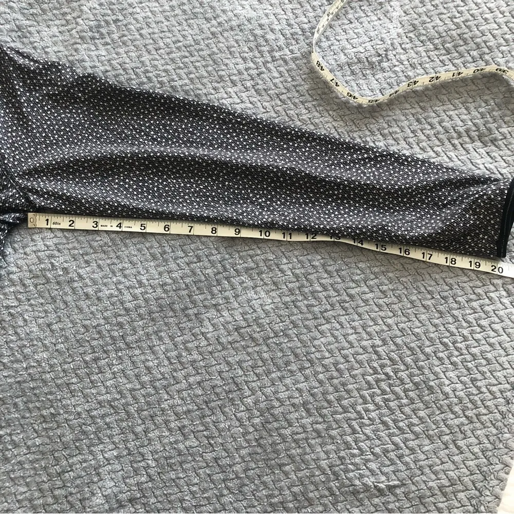 Lululemon Hit It Jacket frozen frizz size small - Image 10